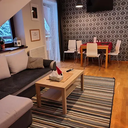 Kasprowy Jaszczurowka アパート ザコパネ